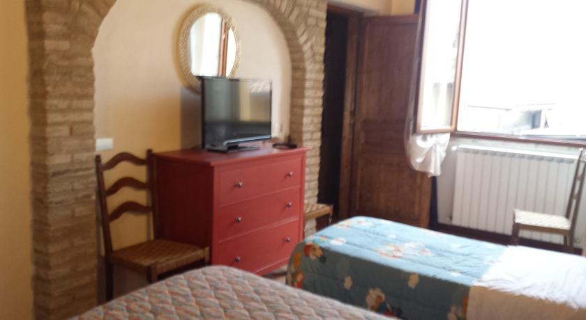 Via Toscana House Parma Room photo